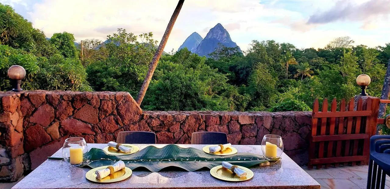 سوفريير Crystals Villa Hotel 4*,  سانت لوسيا